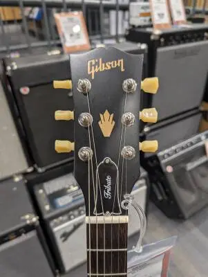 GIBSON SG TRIBUTE NATURAL WALNUT 2